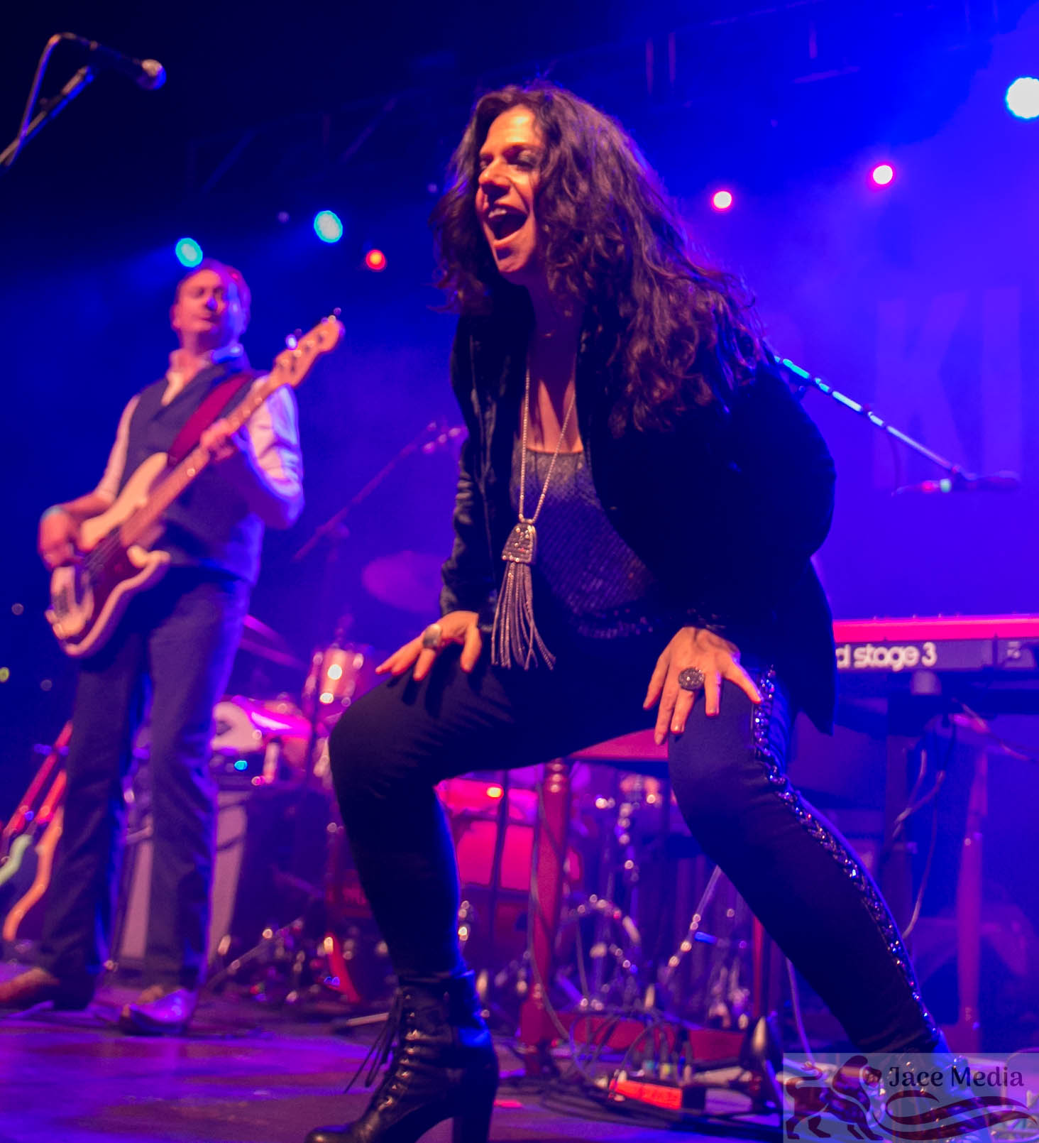 Sari Schorr 1 – Happy Metal Geek